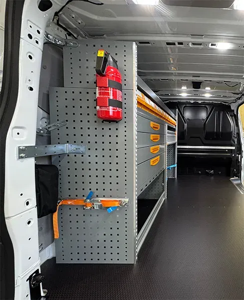 Preview: autofeuerloescher-P2G-im-Transporter-New